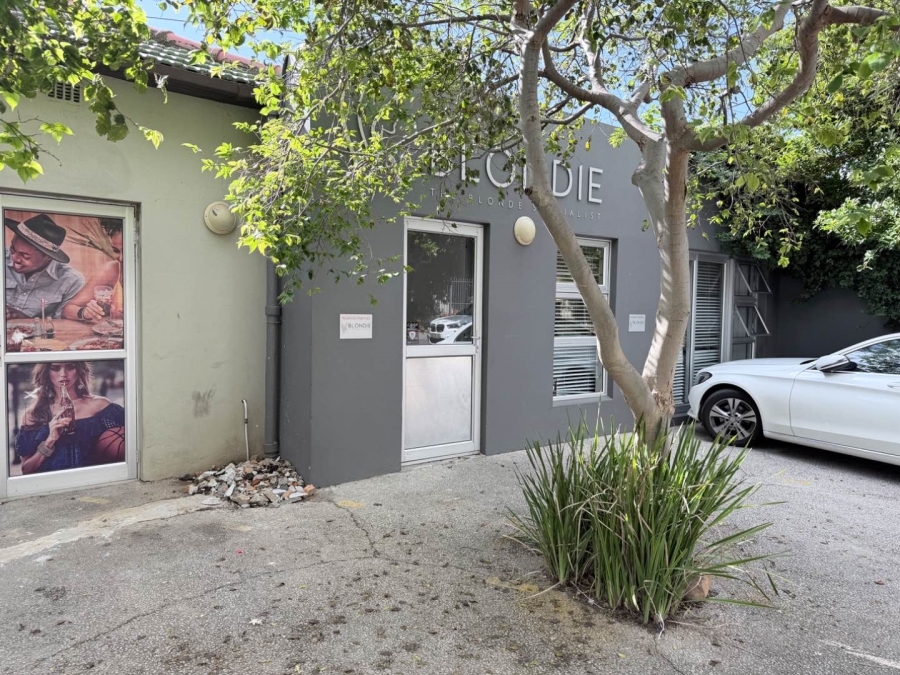 To Let Commercial Property for Rent in Gardens Western Cape